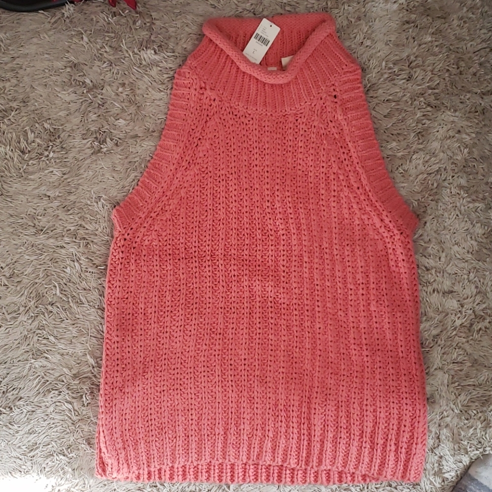 Sleeveless sweater